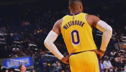 别来无恙！韦少遭心那么久 湖人奇才终于要碰面了