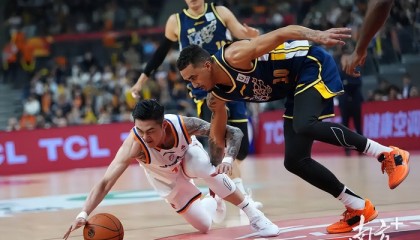 百家乐平台app-广东2外援转正，辽宁核心复出，山东报价2米13中锋，前CBA外援打假球|广东宏远|山东队|赵继伟|上海男篮|帕特里克-麦考_新浪体育_新浪新闻