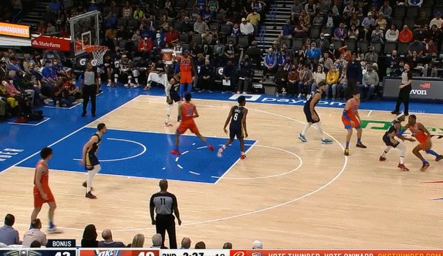 1660363518306003692.gif 2.gif